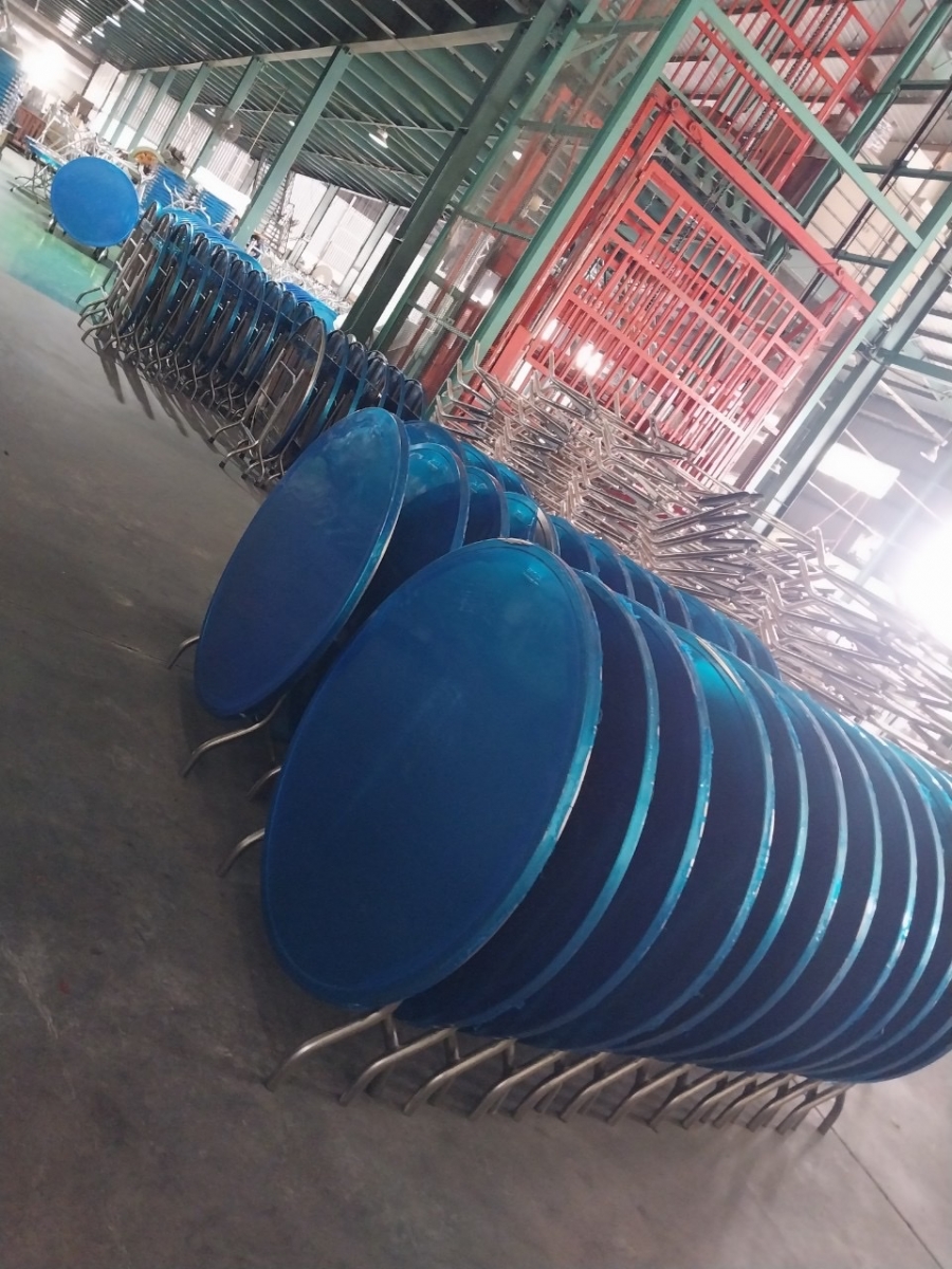 ban inox hwata toan phat